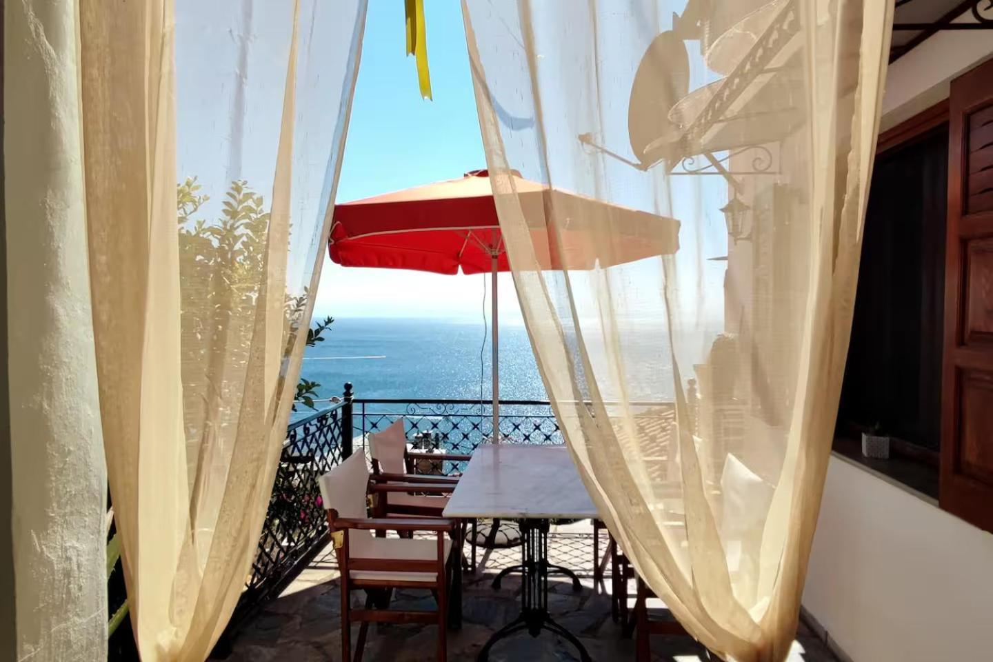 The Pagasetic Balcony - Magestic Sea Cottage 볼로스 외부 사진